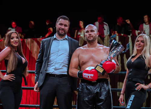 Fotografija 64 - FOTO 'Golden Fight 9': Makelja zadržala titulu protiv jake protivnice, Šibenčani obranili tvrđavu