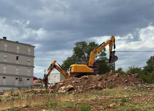 Započeli radovi na izgradnji Centra za starije u Drnišu: Najznačajniji socijalni projekt u gradu