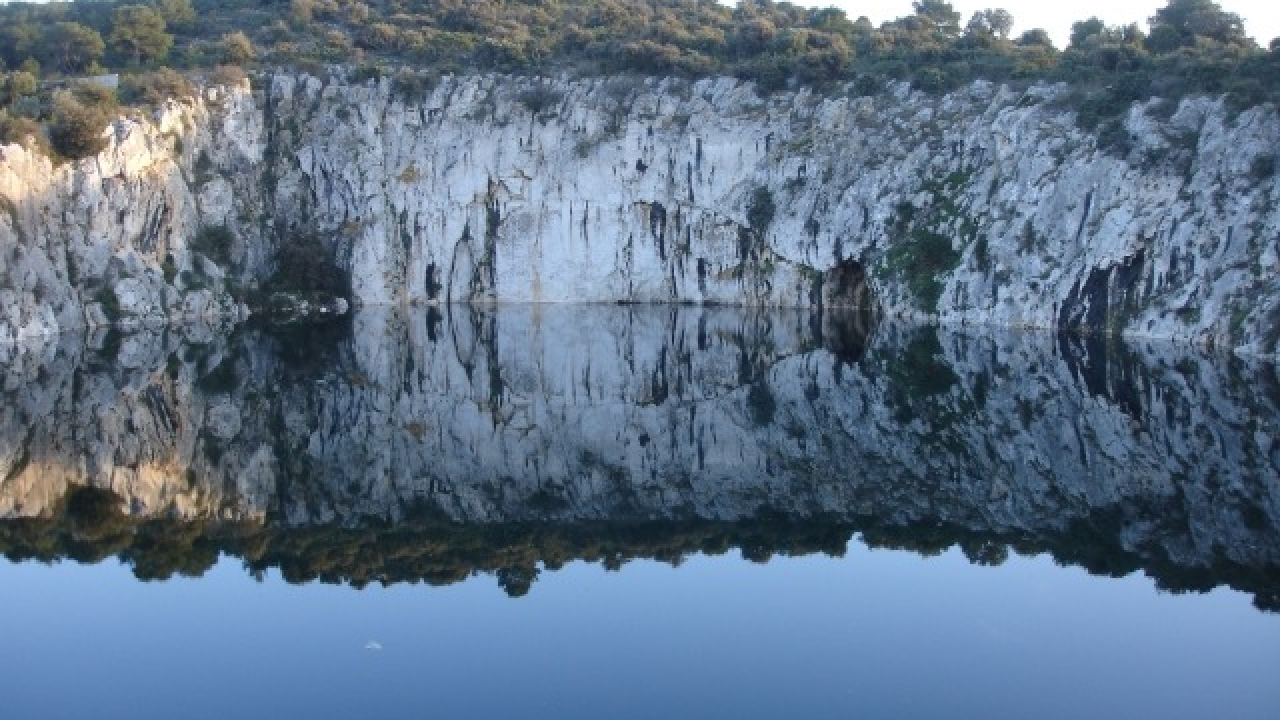 Legenda o krvoločnom zmaju Murinu s dna rogozničkog jezera