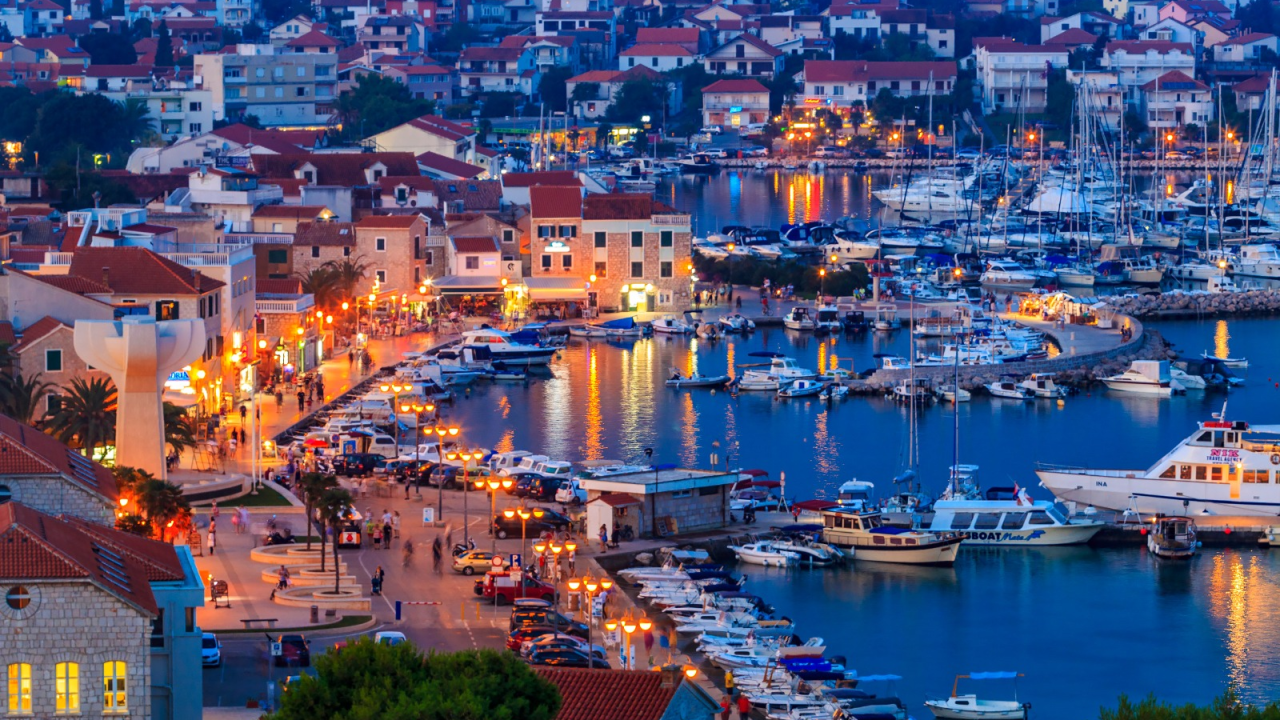 Tri nezaboravne večeri na rivi: Provjerite tko nastupa na 23. Vodice Jazz & Blues Festivalu!