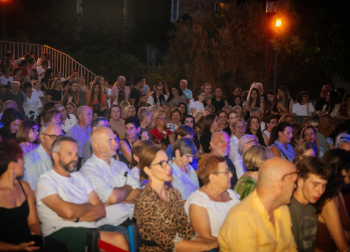 Fotografija 14 - Svečano otvoren GOODfest u Drnišu: Kazalište, glazba i kultura ponovno u središtu grada