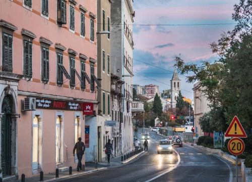 Zašto se u većini automobila na cesti vozi samo jedan čovjek?