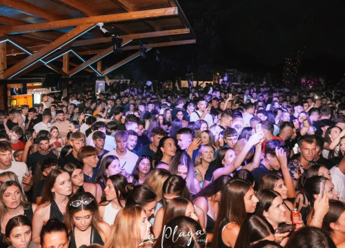 Fotografija 9 - Pogledajte užarenu atmosferu iz vodičke La Playe: Krcat klub na ekskluzivnom koncertu Devita
