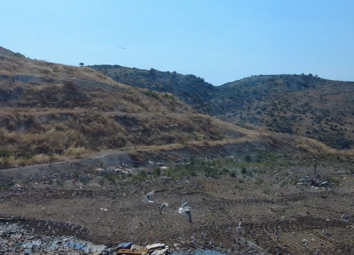 Fotografija 11 - Građevinski otpad iz bivše vojarne i TEF-a bit će iskorišten za sanaciju Plohe 1 na Bikarcu