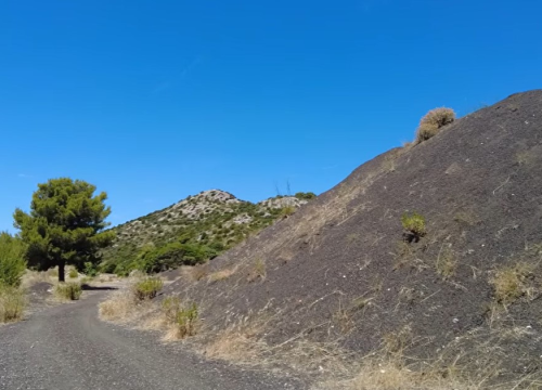Fotografija 3 - Građevinski otpad iz bivše vojarne i TEF-a bit će iskorišten za sanaciju Plohe 1 na Bikarcu