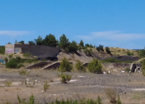 Fotografija 7 - Građevinski otpad iz bivše vojarne i TEF-a bit će iskorišten za sanaciju Plohe 1 na Bikarcu