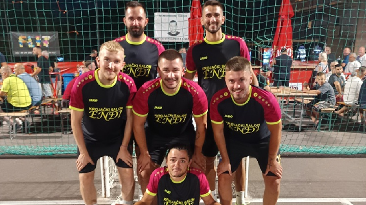 Večeras u Bilicama završnica malonogometnog turnira na male branke 'Ivica Mikulandra Civak'