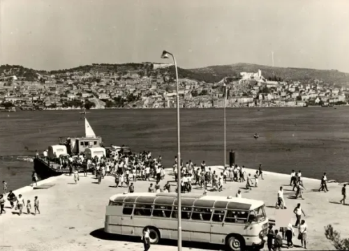 Fotografija 3 - Miris djetinjstva s Martinske: Njezino Veličanstvo Punjena paprika