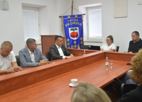 Župan Rakić u prvom službenom posjetu Gradu Drnišu i Općinama Promini i Ružić
