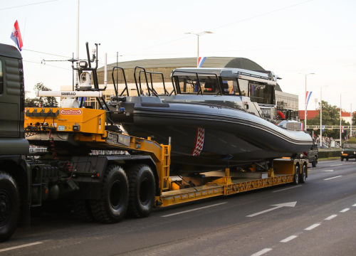 Shadow Patrol 47: Na vojnom mimohodu pažnju plijenio brod projektiran, razvijen i izrađen u Šibeniku
