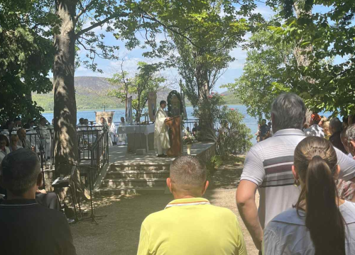 Misa i molitva u srcu Krke: Proslava Gospe od Anđela na Visovcu okupila brojne vjernike