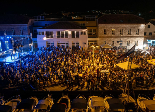 Fotografija 4 - Spektakularna vodička fešta oduševila tisuće posjetitelja