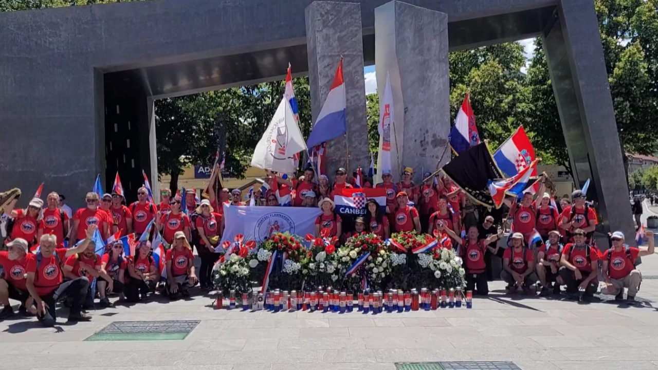 Čast, sjećanje i 169 kilometara ponosa: 'Mihovilci' u pohodu 'Put Oluje' stigli na Kninsku tvrđavu