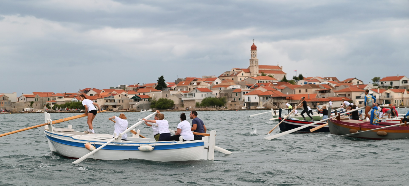 Održana ženska veslačka regata u Betini: Pogledajte koje su ekipe bile najbolje
