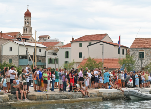 Fotografija 45 - Održana ženska veslačka regata u Betini: Pogledajte koje su ekipe bile najbolje