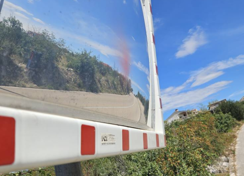 Fotografija 2 -  FOTO Vandali poharali Zaton, na meti česma, prometni znakovi, autobusna stajališta...