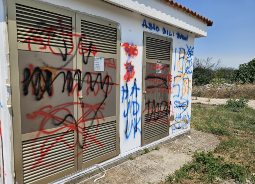 Fotografija 4 -  FOTO Vandali poharali Zaton, na meti česma, prometni znakovi, autobusna stajališta...