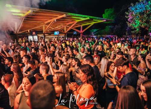 Fotografija 4 - FOTO Glazbeni spektakl ljeta u Vodicama: Severina po prvi put u La Playi!