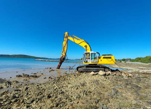 Fotografija 12 - Voda stiže na Žirje, Kaprije i Obonjan: Najduži podmorski cjevovod položen 70 metara pod morem