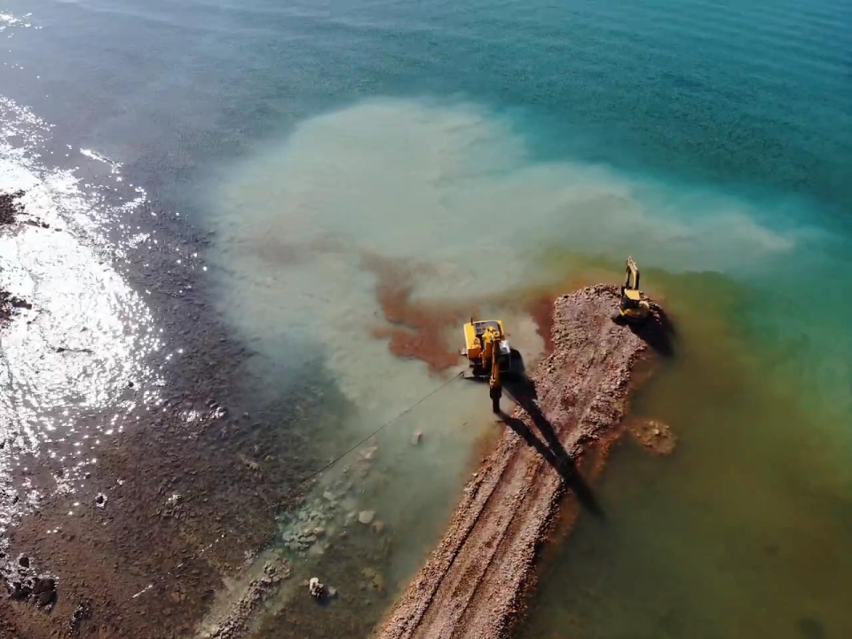 Voda stiže na Žirje, Kaprije i Obonjan: Najduži podmorski cjevovod položen 70 metara pod morem