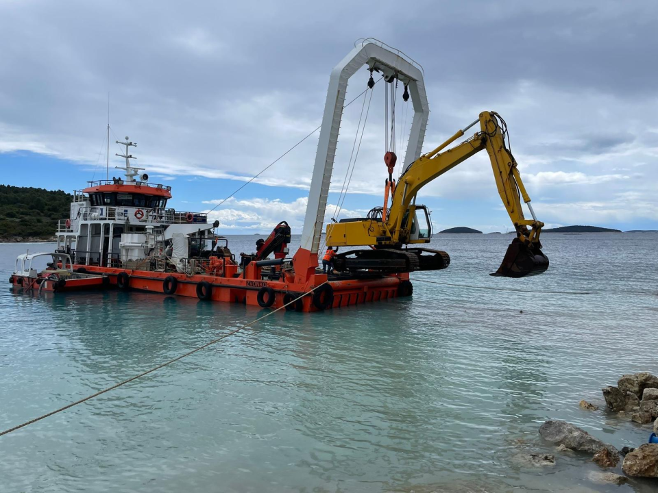 Voda stiže na Žirje, Kaprije i Obonjan: Najduži podmorski cjevovod položen 70 metara pod morem