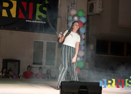 Fotografija 5 - U Drnišu održan 5. Minifest, dječje pjevačko natjecanje