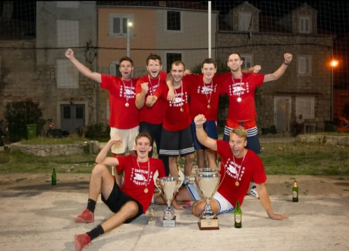 Fotografija 6 - Na Zlarinu odigran 30. turnir na male branke