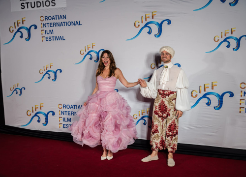 Fotografija 60 - Zvijezde i crveni tepih u Šibeniku: Počeo Croatian International Film Festival