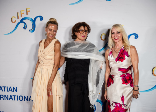 Fotografija 56 - Zvijezde i crveni tepih u Šibeniku: Počeo Croatian International Film Festival