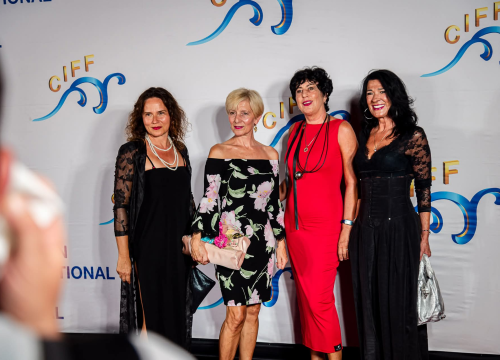 Fotografija 36 - Zvijezde i crveni tepih u Šibeniku: Počeo Croatian International Film Festival