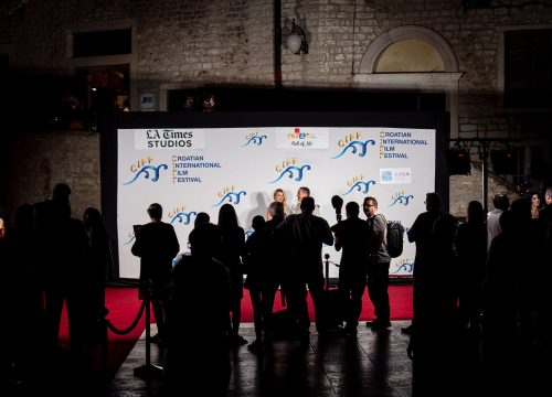 Fotografija 21 - Zvijezde i crveni tepih u Šibeniku: Počeo Croatian International Film Festival