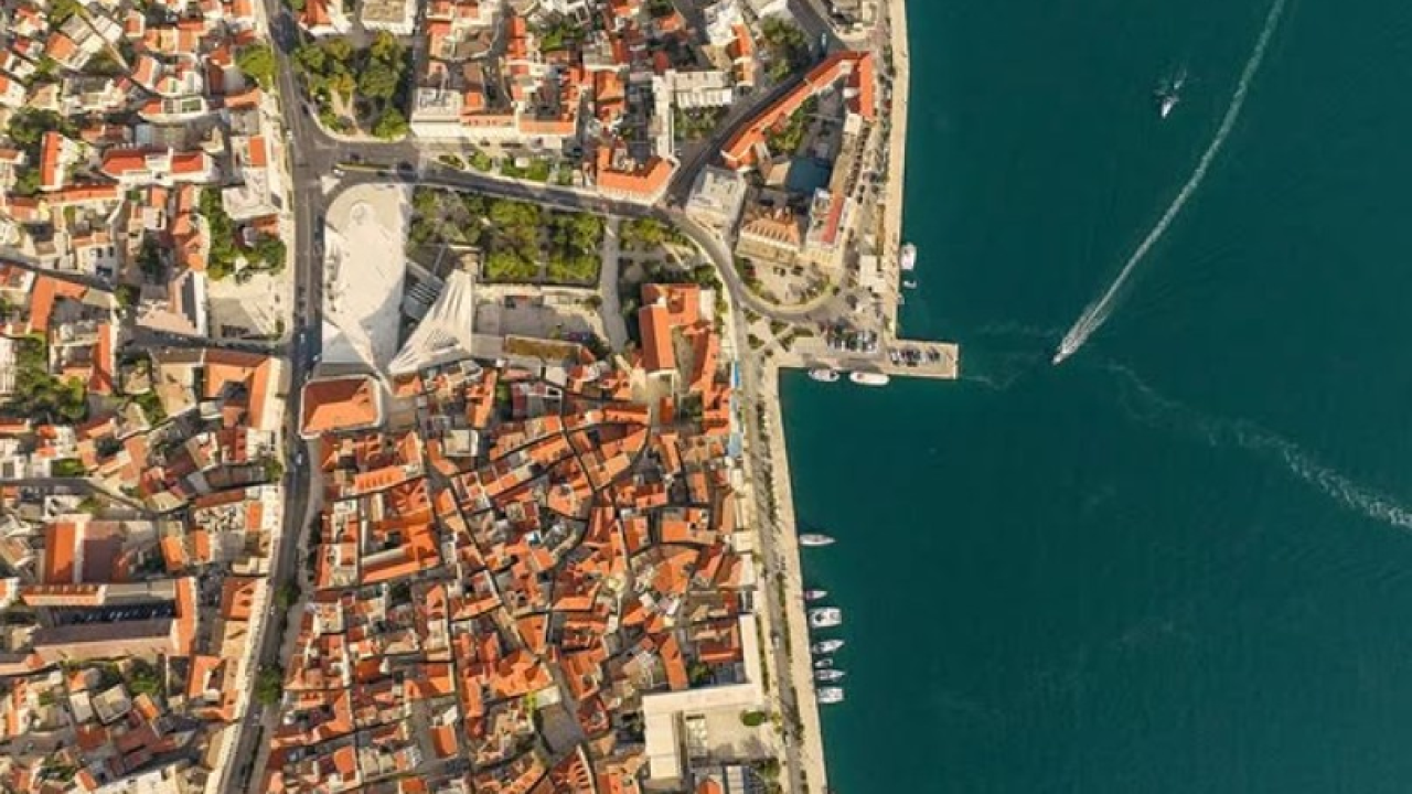 Predivni prizori: Kadrovi Šibenika iz zraka Borisa Trogrančića oduzimaju dah