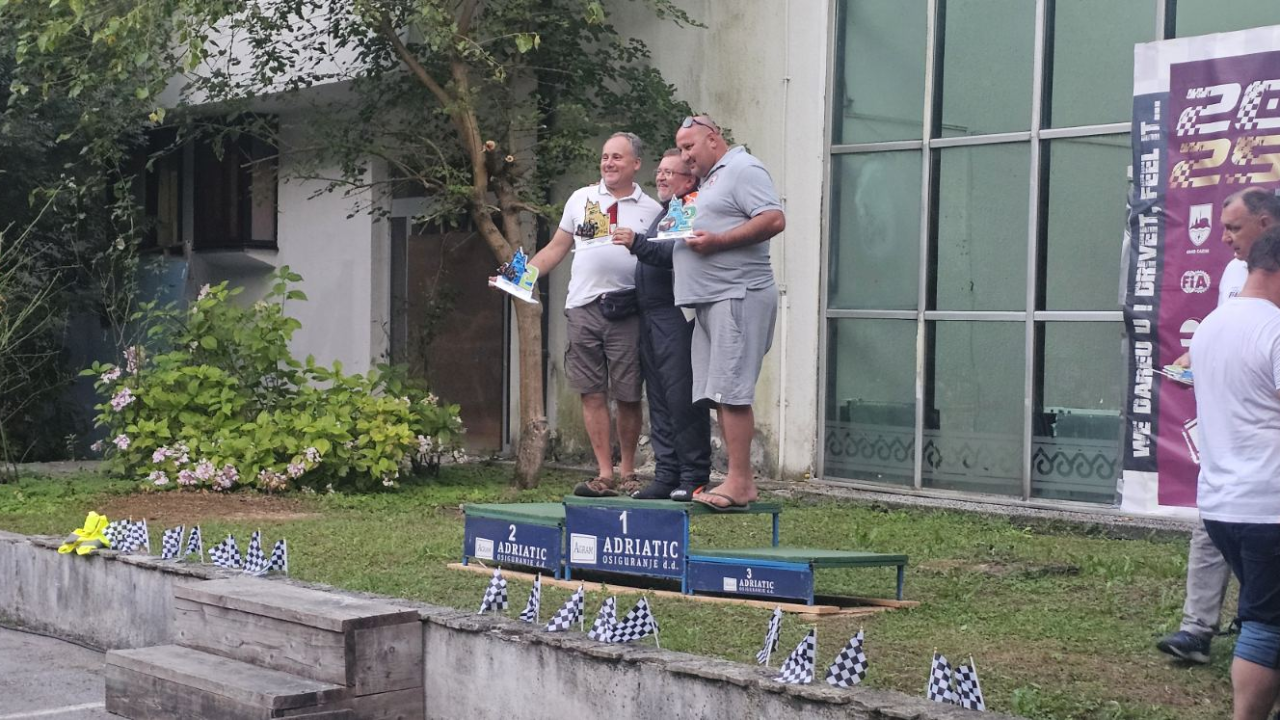 Vozačima AKK Rogoznica dva postolja na 'Nagradi Cazina'