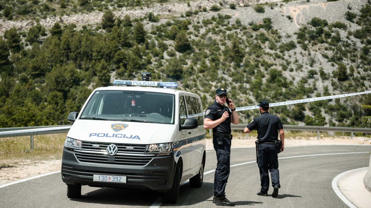 Šibenska policija uhitila Ukrajinca (45) koji je u vozilu krijumčario ilegalne migrante