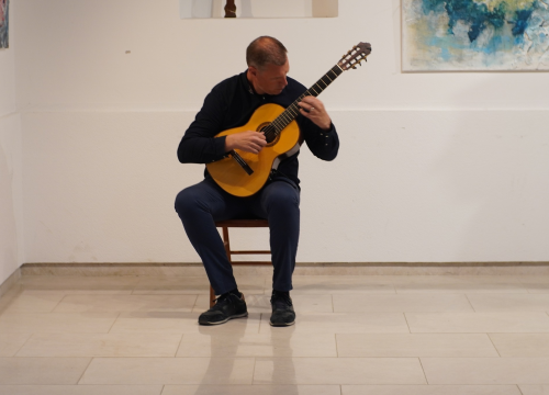 Fotografija 1 - Izložba 'Unutarnji krajolik' autorice Katarine Urem svečano otvorena u Jezerima