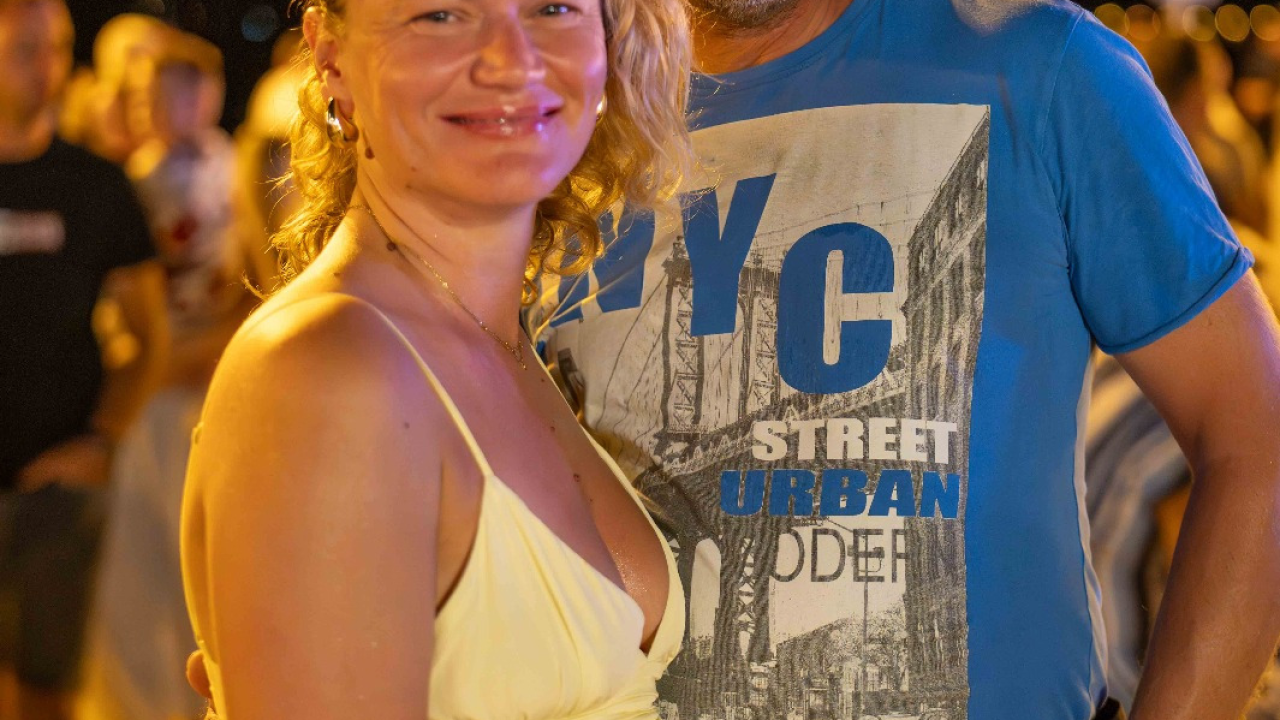 Skitnica i ostali hitovi odjekivali vodičkom rivom: Nezaboravna večer s Jasnom Zlokić