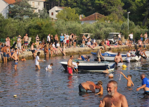 Fotografija 3 - Lov na ciple na teću