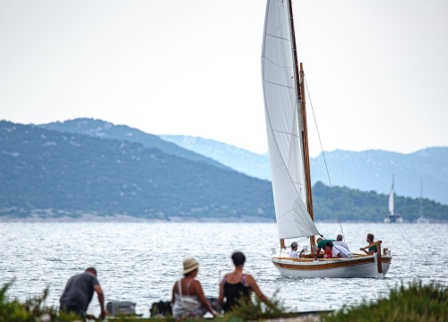 Fotografija 1 - Ilka prva u cilj u Betini: Gajeta Vice Jušića slavila na 23. Regati za dušu i tilo