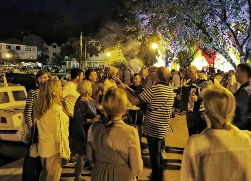 Kraj kolovoza rezerviran je za tradicionalnu Zatonsku pidočijadu