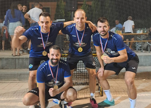 Konobi Kalebić pripao kultni jezeranski malonogometni turnir 'Martinela'