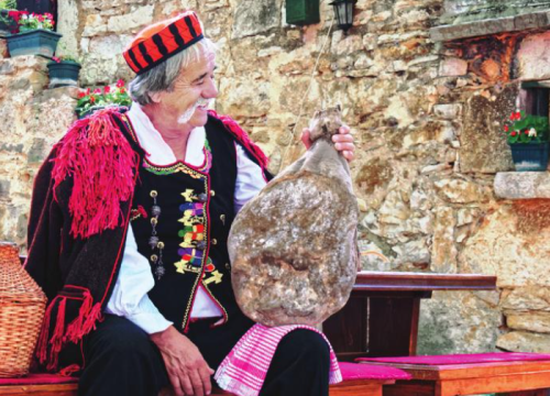 Drniš krajem kolovoza postaje glavna destinacija za sve ljubitelje pršuta