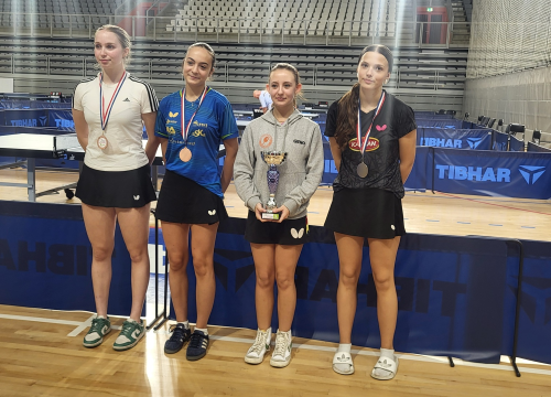 Fotografija 5 - FOTO Odličan start sezone za stolnotenisačice Šibenika