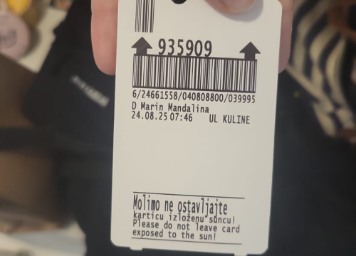 Fotografija 1 - Djevojka u Šibeniku parkirala motor i dobila prijeteću poruku