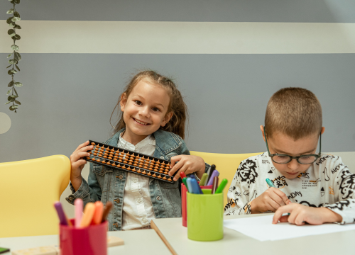 Osigurajte svom djetetu mjesto u SmartyKidsu i razvijte njegov puni potencijal!