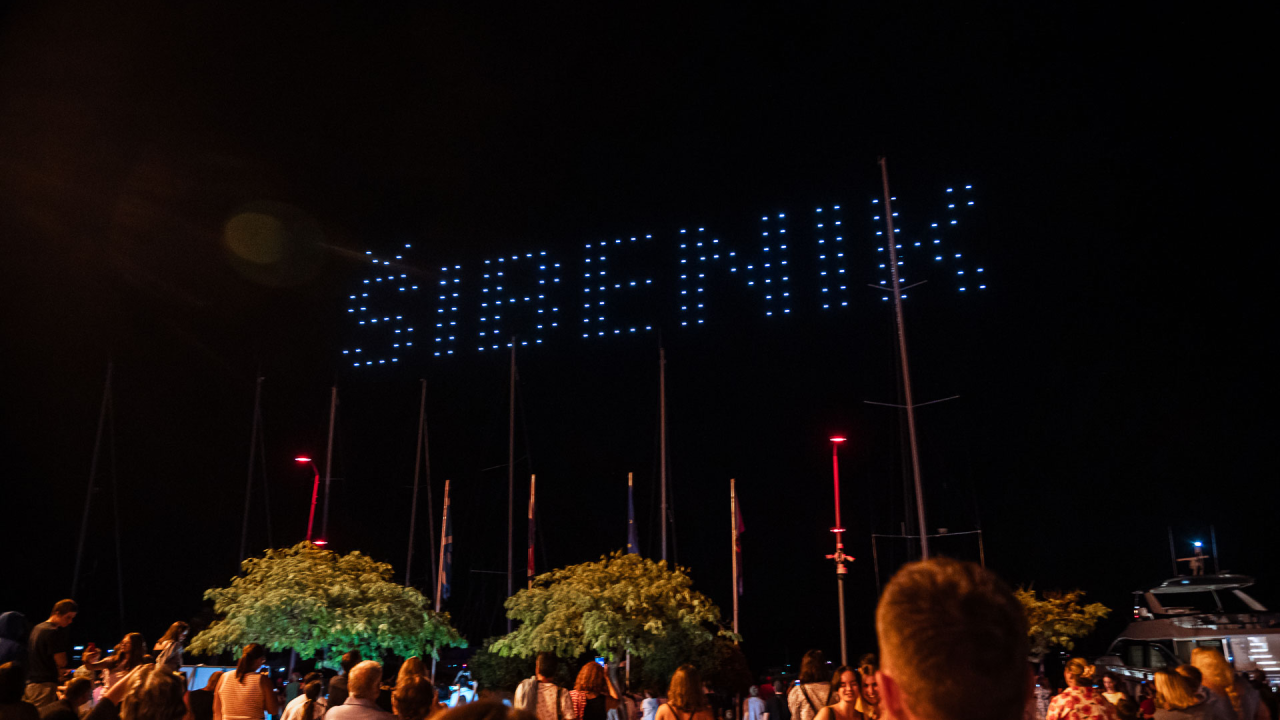 Šibenik impresivnim dron showom obilježio jubilarno izdanje manifestacije Light is life