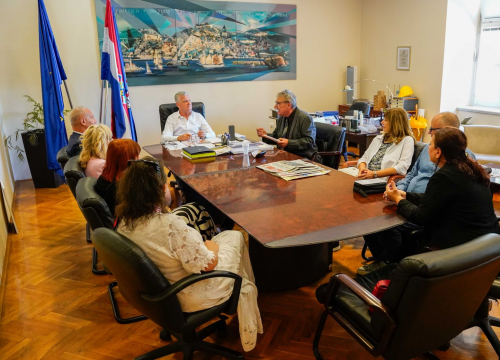 Šibenski gradonačelnik primio sudionike 6. Dana makedonske kulture