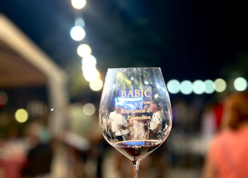 Fotografija 2 - U Rogoznici održan Babić fest posvećen 'kralju naših vinograda'