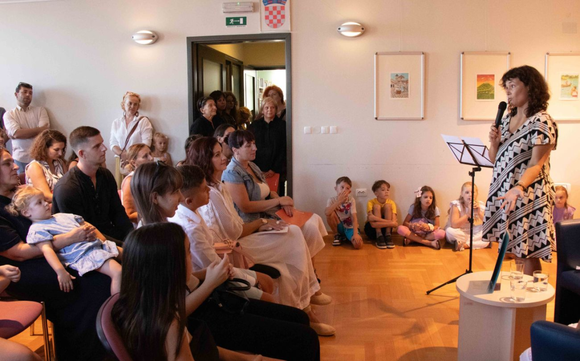 U Vodicama održana promocija zavičajne slikovnice odgajateljice Sandre Strikoman