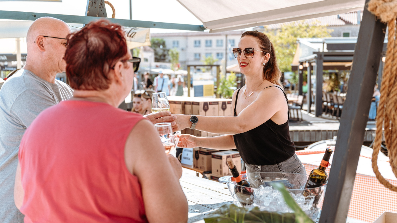 Autentični dalmatinski doživljaj: Taste like Marenda u Murteru okupila brojne mještane i goste