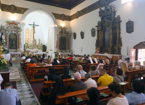 Odvratan čin u Šibeniku: Ušao u crkvu i pred vjernicima obavio veliku nuždu